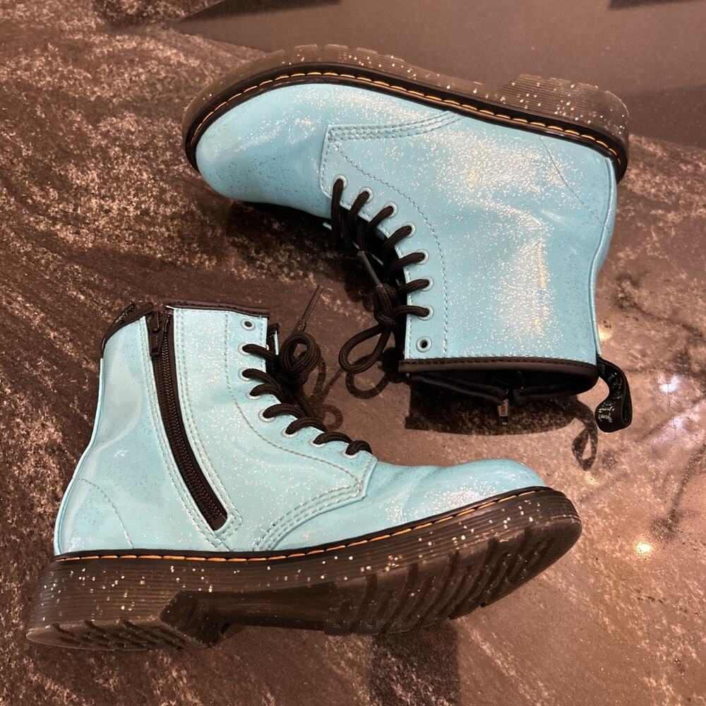 Dr. Doc Martens 1460 J Patent Turquoise Blue Girls Size 4 Combat Boots - Picture 6 of 15